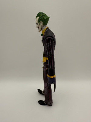 Figurka DC Direct Joker- Batman Asulym Series 1, 2011