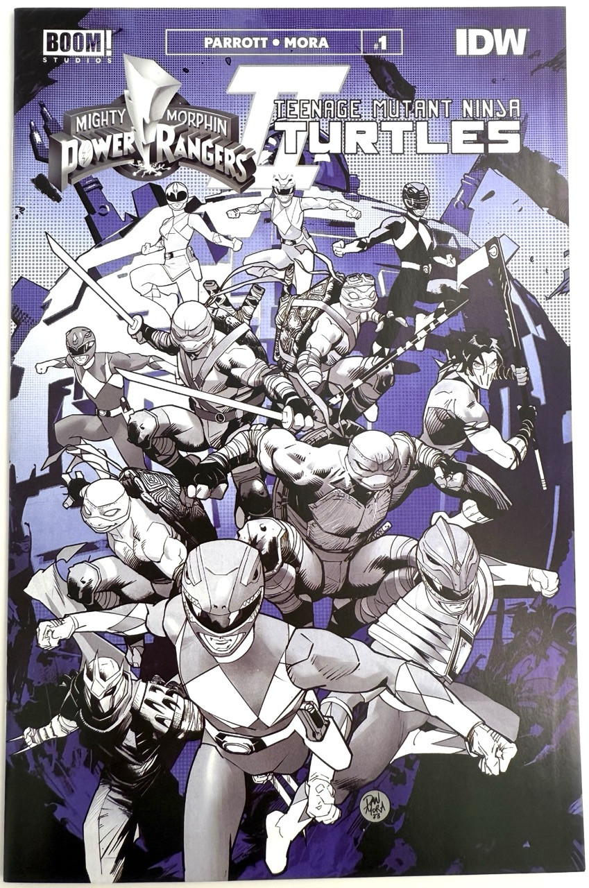 Mighty Morphin Power Rangers Teenage Mutant Ninja Turtles II Black and White Edition 1A VF 2023 Boom Studios komiks