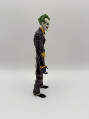 Figurka DC Direct Joker- Batman Asulym Series 1, 2011